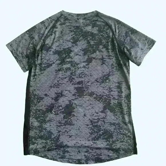 Nike dry fit athletic  top - Picture 2 of 3